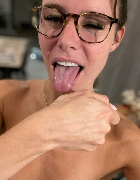 Nacktes geleaktes OnlyFans-Foto von Annadx66