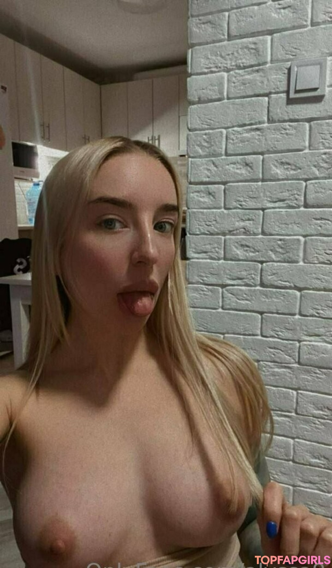 Nacktes geleaktes OnlyFans-Foto von Alyssa9 #1224