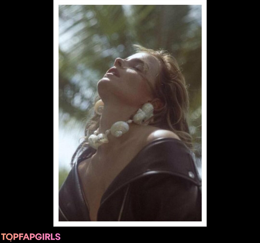 Nacktes geleaktes OnlyFans-Foto von Emma Watson #1025