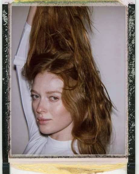 Nacktes geleaktes OnlyFans-Foto von Larsen Thompson