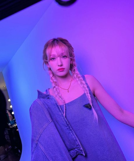 Nacktes geleaktes OnlyFans-Foto von Jeon Somi