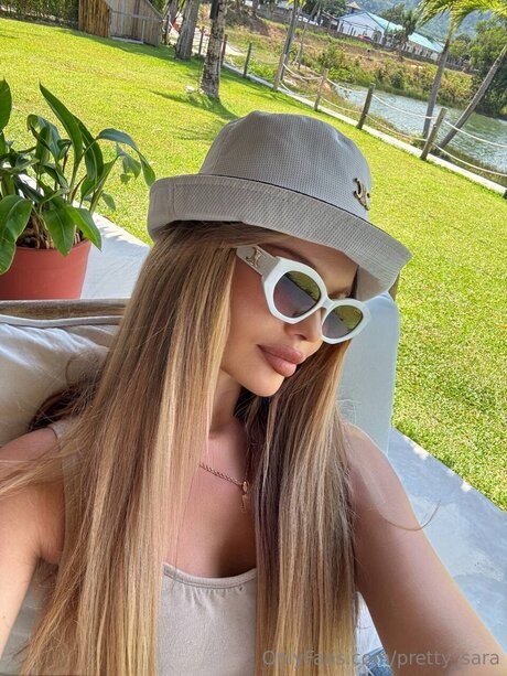 Pretty Sara