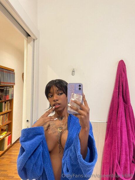 Queenblack699