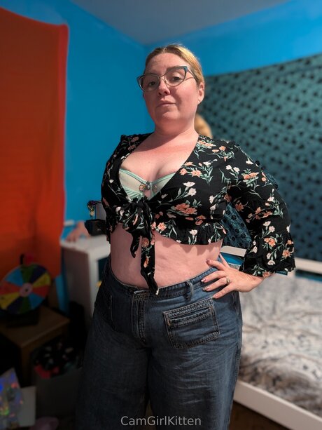 Nacktes geleaktes OnlyFans-Foto von Persephonevixen
