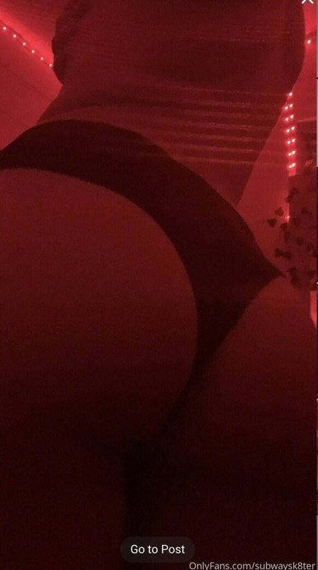 Nacktes geleaktes OnlyFans-Foto von Subwaysk8ter
