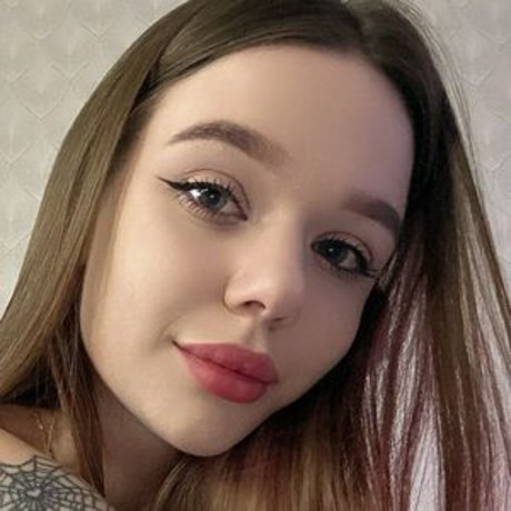 Ho11ygirl