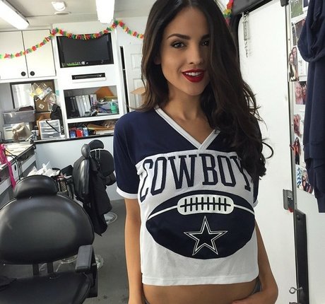 Eiza Gonzalez