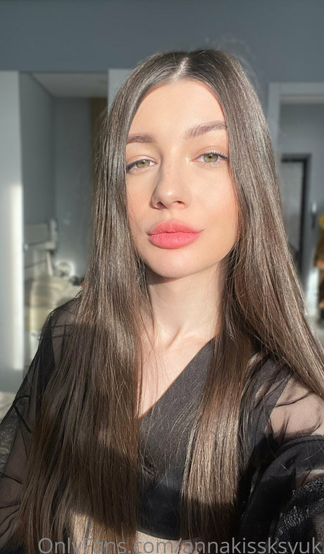 Petite Doll