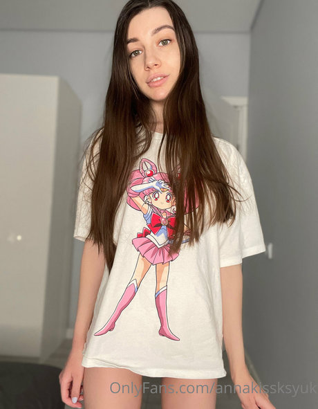 Petite Doll