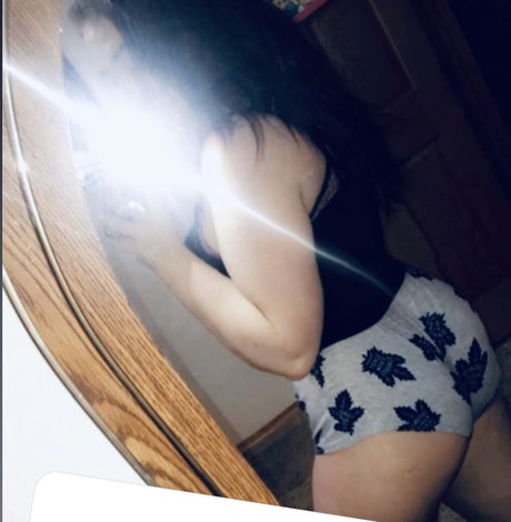 Nacktes geleaktes OnlyFans-Foto von Idkkat95