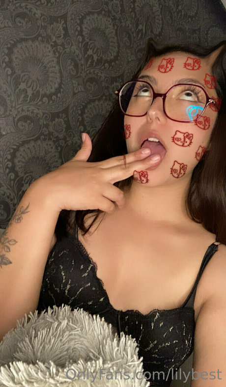 Nacktes geleaktes OnlyFans-Foto von Lilybest