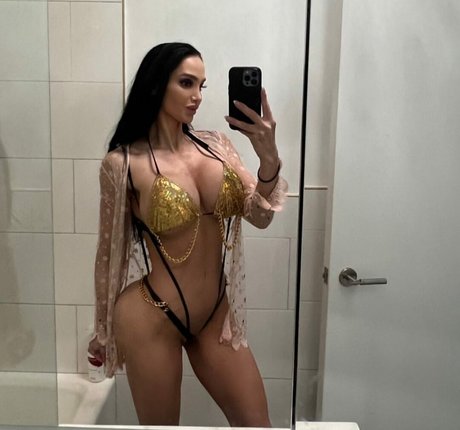 Nacktes geleaktes OnlyFans-Foto von Amyanderssen