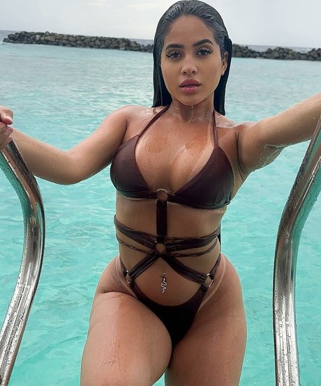 Nacktes geleaktes OnlyFans-Foto von Raissa Oliveira