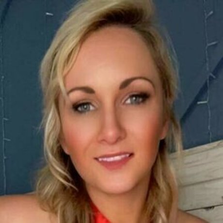 Nacktes geleaktes OnlyFans-Foto von Curvykatie1991