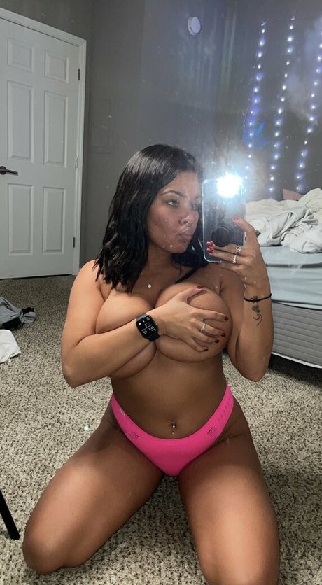 Nacktes geleaktes OnlyFans-Foto von Nobettertits