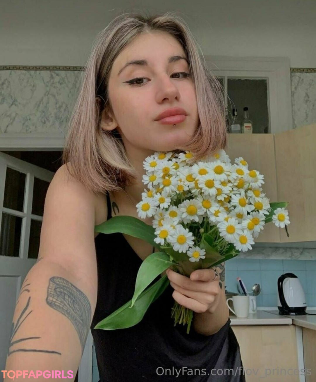 Nacktes geleaktes OnlyFans-Foto von Flovprincess #1472