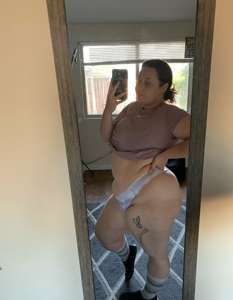 JuicymommaT