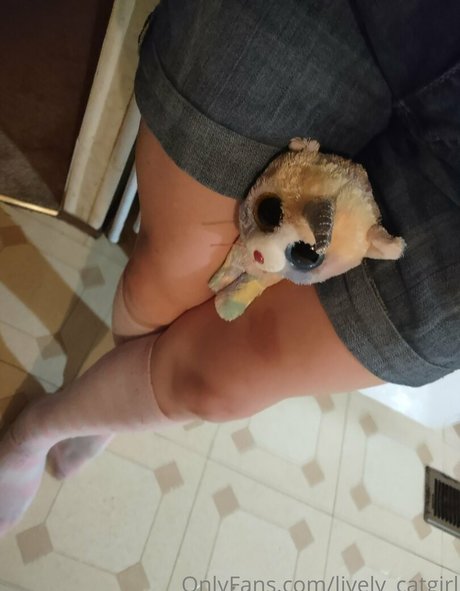 Nacktes geleaktes OnlyFans-Foto von Livelycatgirl