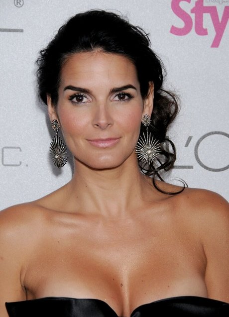 Nacktes geleaktes OnlyFans-Foto von Angie Harmon
