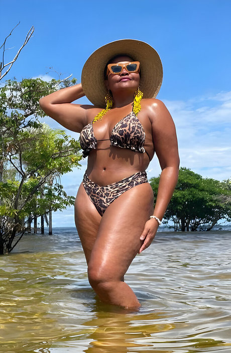 Nacktes geleaktes OnlyFans-Foto von Gaby Amarantos