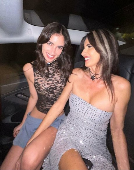 Nacktes geleaktes OnlyFans-Foto von Elisa And Renne Herbert Twins