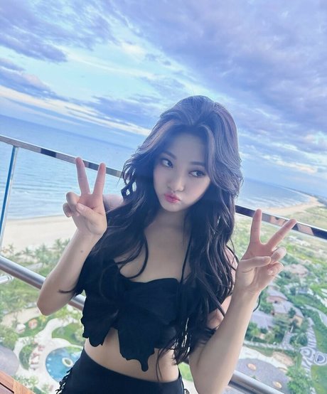WomenK-pop