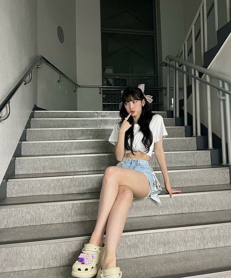 WomenK-pop