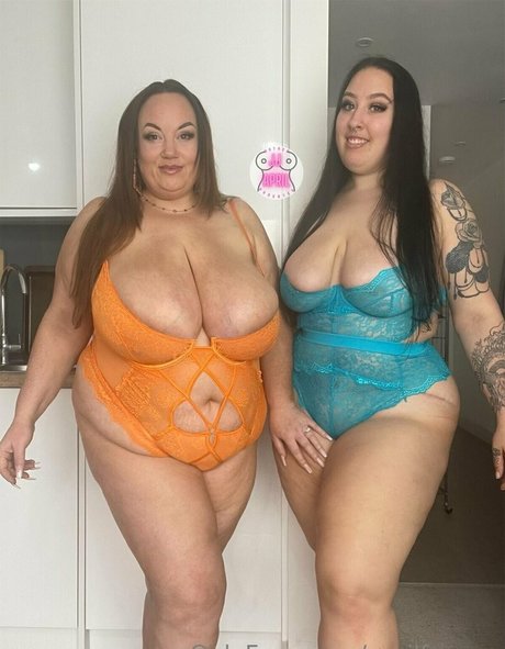 Aprilfoxxxx