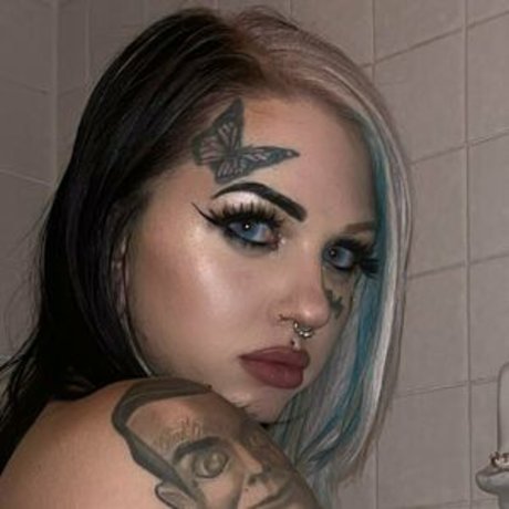 Nacktes geleaktes OnlyFans-Foto von Babygothxxx