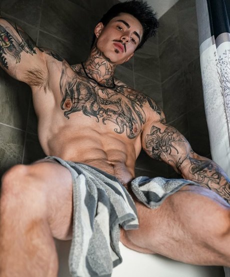 Nacktes geleaktes OnlyFans-Foto von Jakipzfree