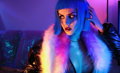 Ezy Summers Cosplay
