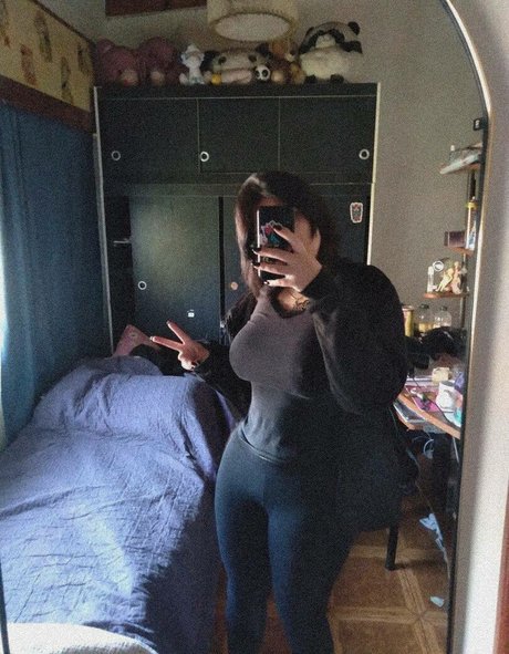 Nacktes geleaktes OnlyFans-Foto von Aby Dazai