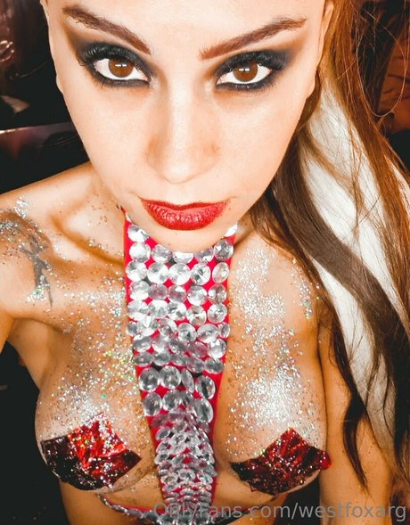 Nacktes geleaktes OnlyFans-Foto von Westfoxarg