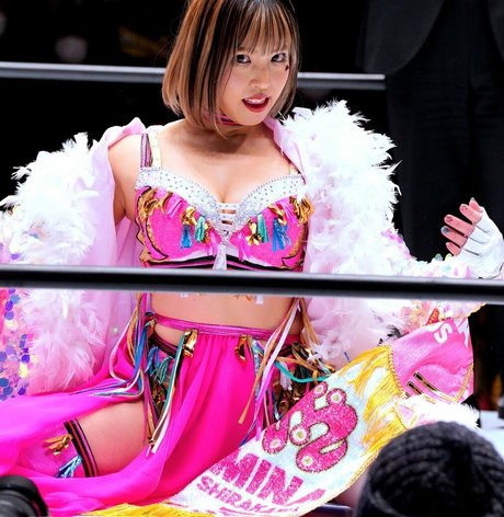Mina Shirakawa