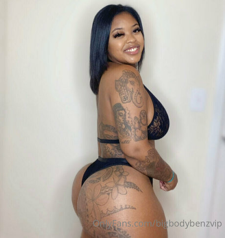 Nacktes geleaktes OnlyFans-Foto von Bigbodybenzvip