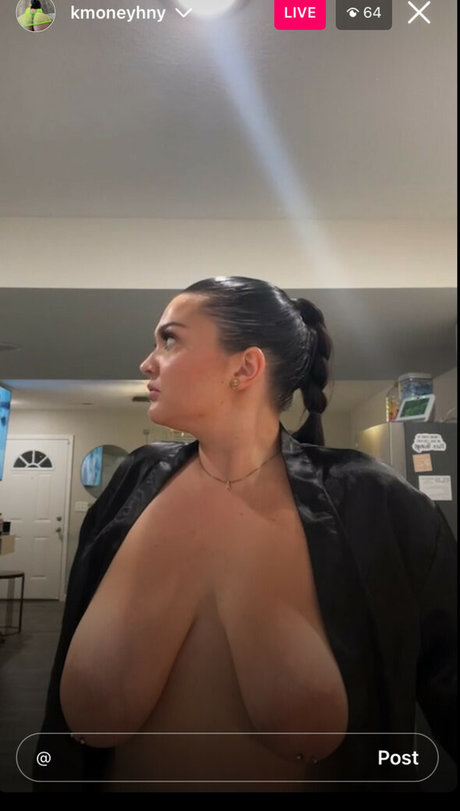 Nacktes geleaktes OnlyFans-Foto von Kmoneyhny