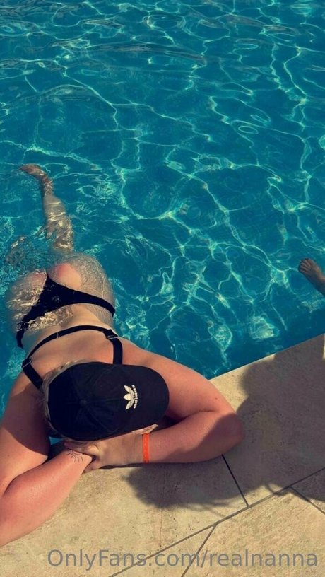 Nacktes geleaktes OnlyFans-Foto von Realnanna