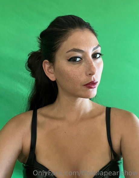 Nacktes geleaktes OnlyFans-Foto von Thelolapearlshow