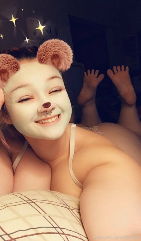 Nacktes geleaktes OnlyFans-Foto von Tinysatan