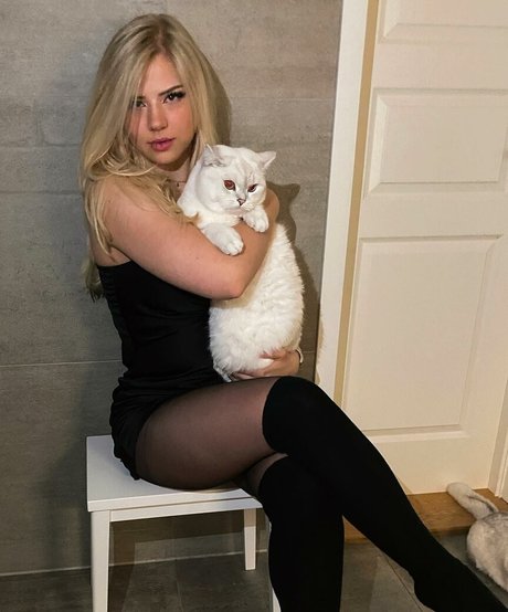 Nacktes geleaktes OnlyFans-Foto von Majijej