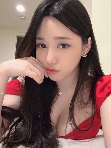 Nacktes geleaktes OnlyFans-Foto von Ploo