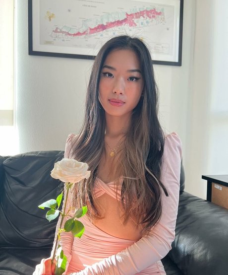 Nacktes geleaktes OnlyFans-Foto von Nemsko