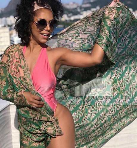 Nacktes geleaktes OnlyFans-Foto von Valeria Valenssa