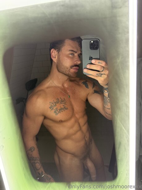 Nacktes geleaktes OnlyFans-Foto von Joshmoorexxx