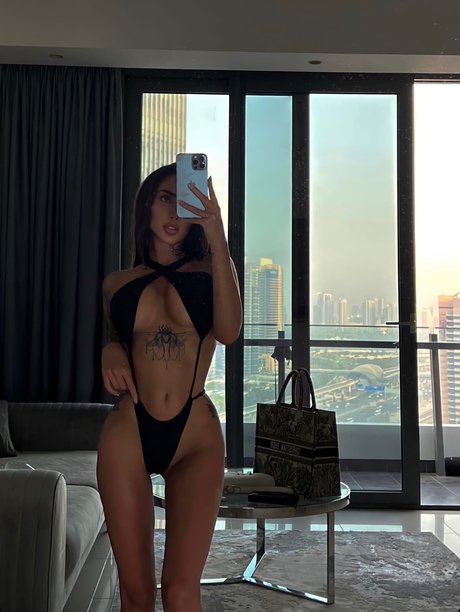 Nacktes geleaktes OnlyFans-Foto von Nessa Orlova