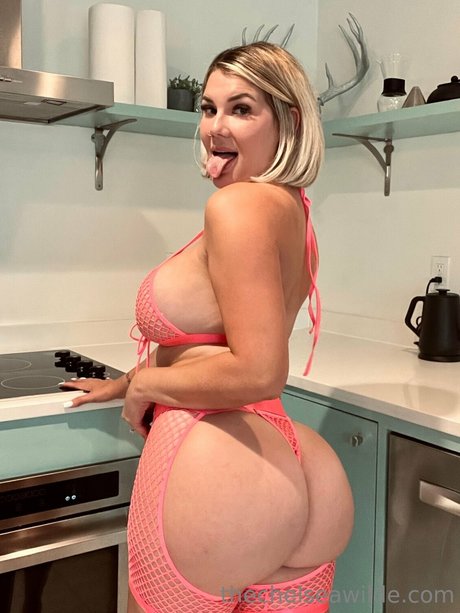 Nacktes geleaktes OnlyFans-Foto von Chelsea Wilde