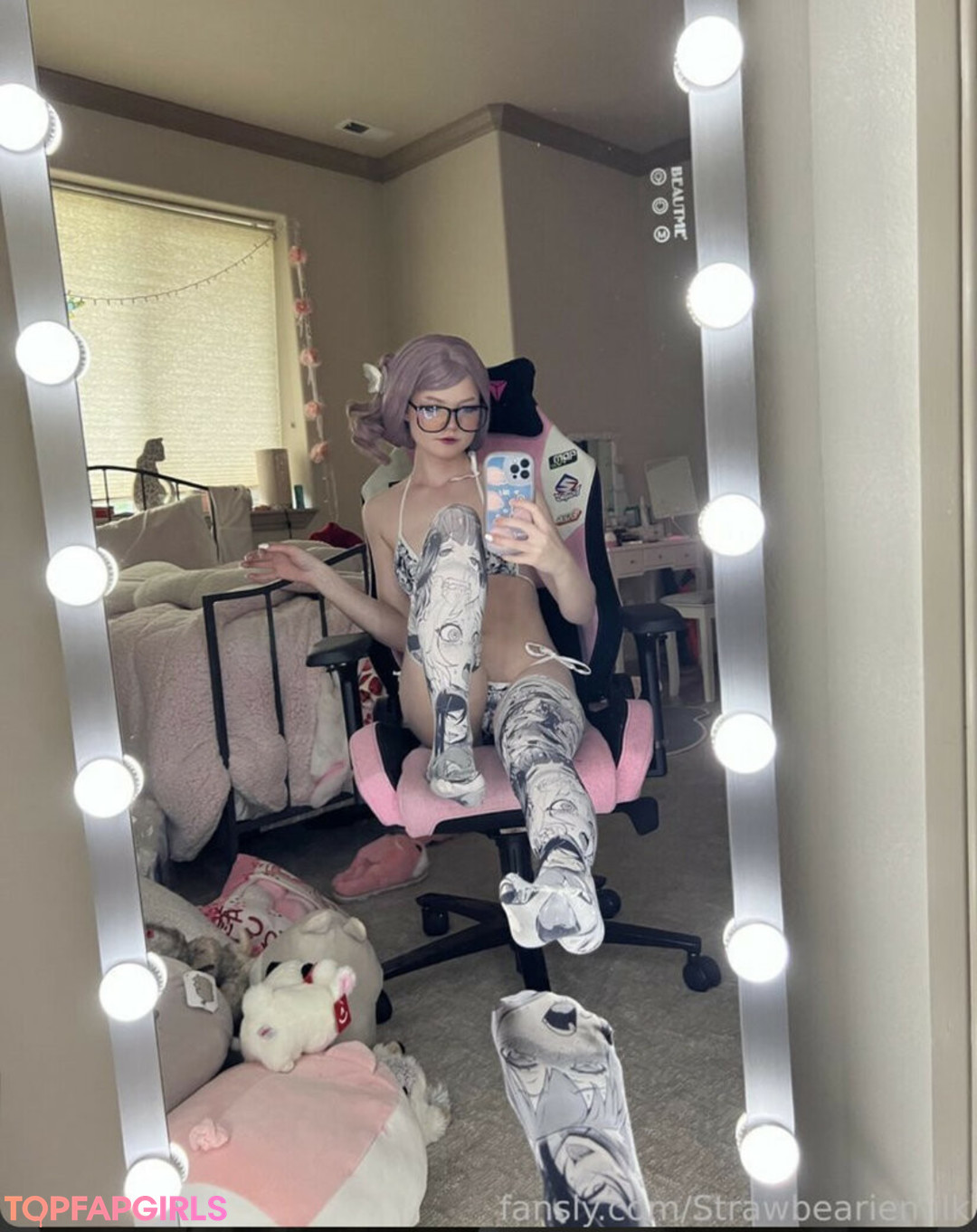 Nacktes geleaktes OnlyFans-Foto von Strawbeariemilkk #1425