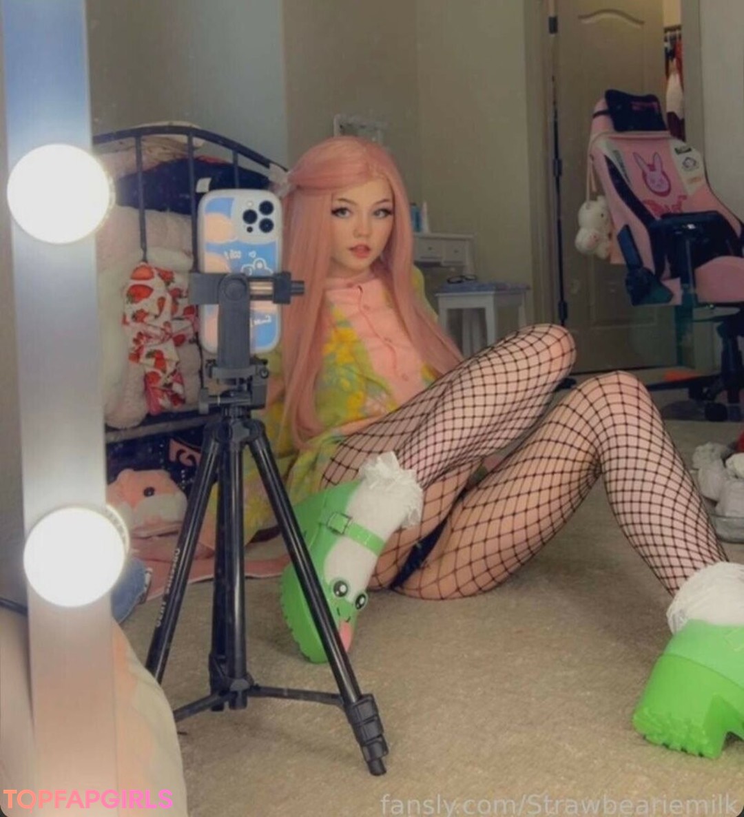 Nacktes geleaktes OnlyFans-Foto von Strawbeariemilkk #1524