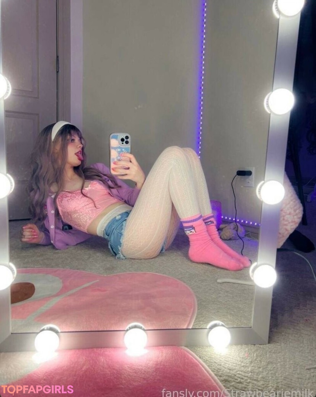 Nacktes geleaktes OnlyFans-Foto von Strawbeariemilkk #1635
