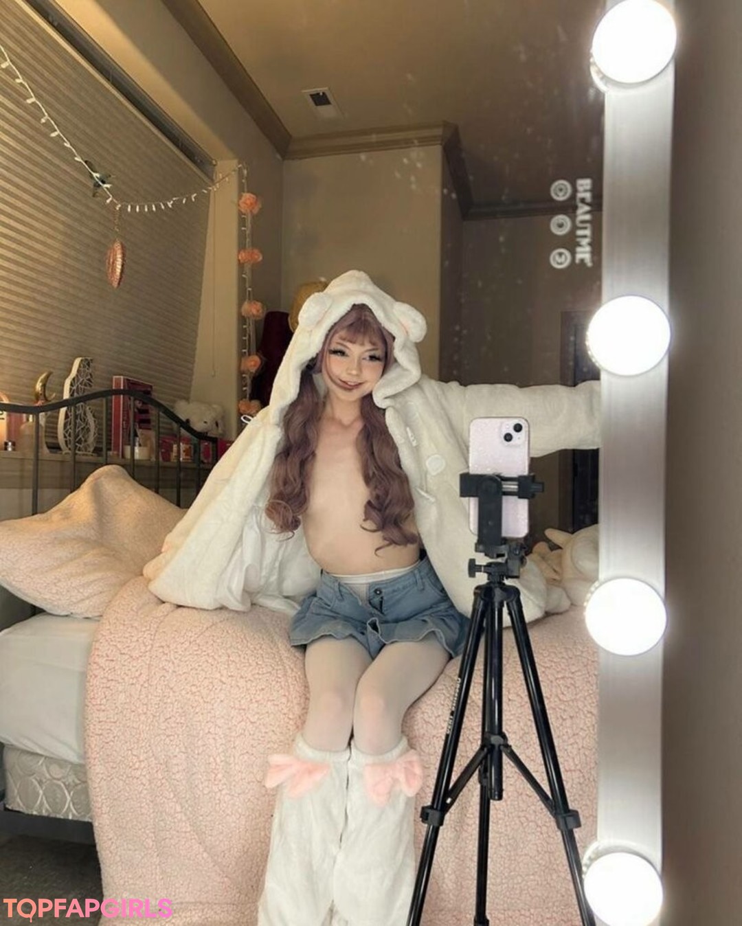 Nacktes geleaktes OnlyFans-Foto von Strawbeariemilkk #1928